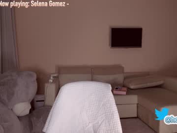 webcam girl hollyextra live cam image #1580304
