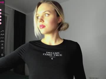 webcam girl corni__ live cam image #3209781