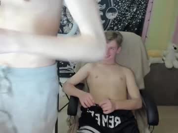 webcam man logancorvus live cam image #1711143