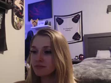 webcam girl alicetheinnocentt live cam image #4024798