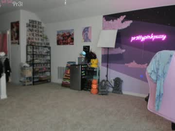 webcam girl pr3ttyp1nkpussy live cam image #2832687