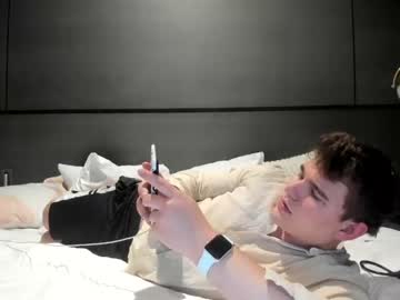 webcam man thejohnnystone live cam image #1834467