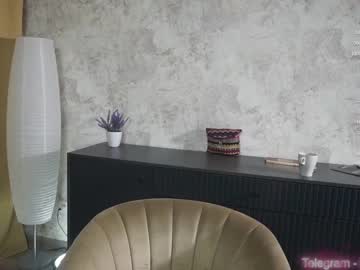 webcam couple emiliacourtney live cam image #5724087