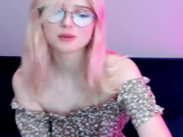 webcam girl grace_smit live cam image #5440198