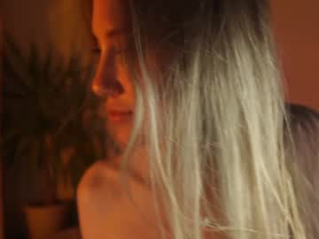 webcam girl my_lina live cam image #1697387