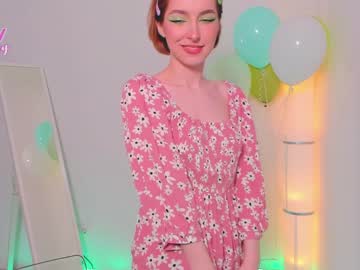 webcam girl silent_chill live cam image #2025583