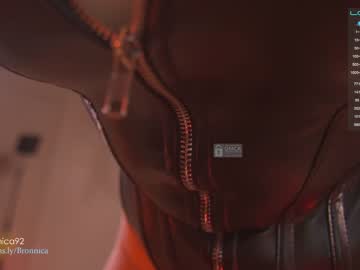 webcam girl bronnica live cam image #5156210