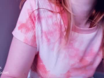 webcam girl pocketrocket_ live cam image #760649