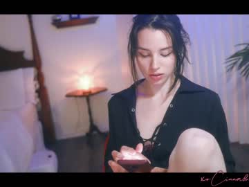 webcam girl cinnabelle live cam image #489599
