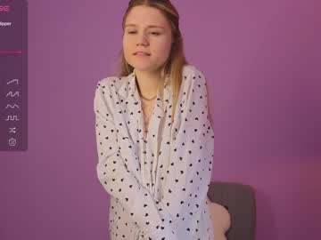 webcam girl alisia_spinnet live cam image #6066650