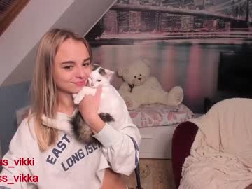 webcam girl misss_vikki live cam image #402850
