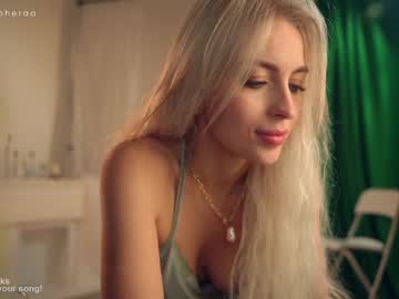 webcam girl artmosphera live cam image #5113783
