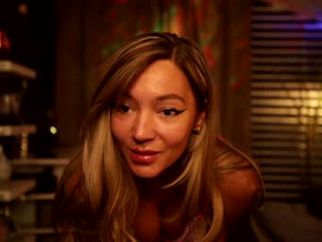webcam girl fantasystudiox live cam image #2537608