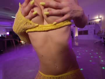 webcam girl hannahjames710 live cam image #4366608