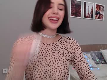 webcam girl angella_kleee live cam image #1558103