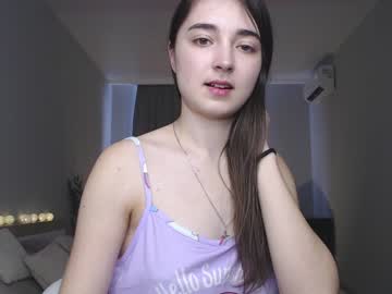 webcam girl disneyy_babyy live cam image #4403997