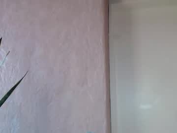 webcam girl nika_la live cam image #2748260