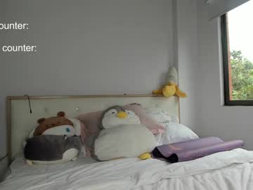 webcam girl lonelly_lolly98 live cam image #6985514