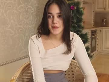 webcam girl whitneyblincoe live cam image #6124211
