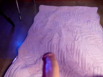 webcam girl littlee33 live cam image #3297872