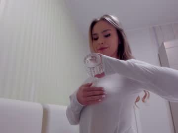webcam girl aminaswan_ live cam image #1862790