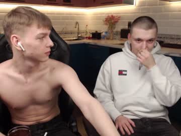 webcam couple alex_gotcha live cam image #1199845