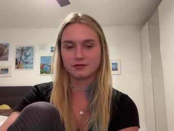 webcam girl sarahsapling live cam image #5400257