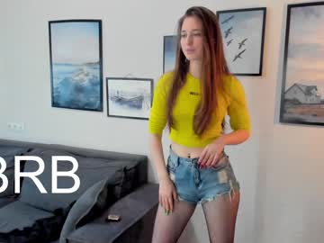 webcam girl maliatale live cam image #4141342