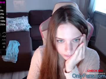webcam girl alla016 live cam image #551696
