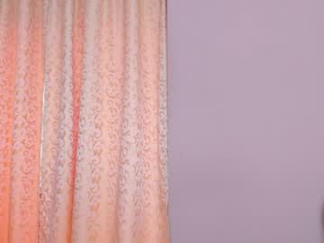 webcam girl elaanna live cam image #1046335