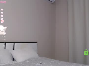webcam girl small_blondee live cam image #3720473