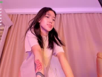 webcam girl aerri_lee live cam image #2320727