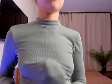 webcam girl amandamedrano live cam image #3432430