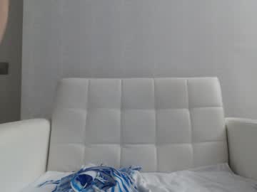 webcam girl callme_kim live cam image #3655273