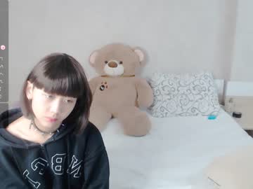 webcam girl little_yena live cam image #5660492
