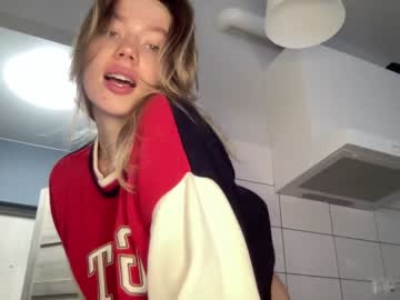 webcam girl angel_from_sky live cam image #4288446