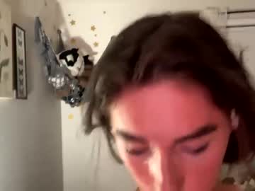 webcam girl monstrumologist live cam image #4629976