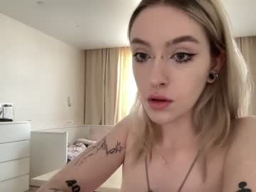 webcam girl ccrystalluna live cam image #4900340