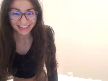webcam girl thevirose live cam image #3407115
