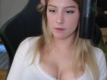 webcam girl alexa_dream live cam image #6978827