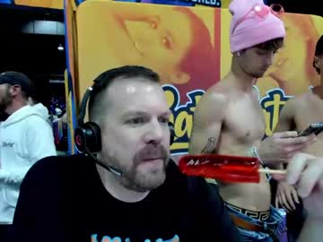 webcam man ryanlanders live cam image #4257355
