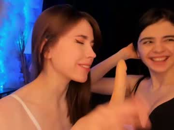 webcam couple anna_mariia live cam image #1938556