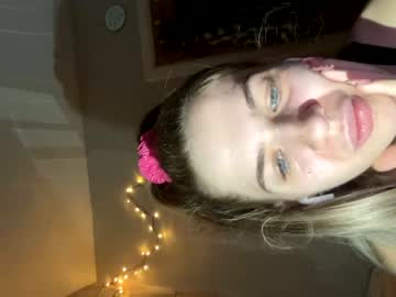 webcam girl british_amber18 live cam image #218601