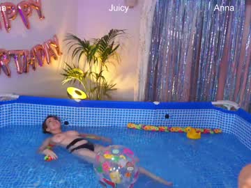 webcam girl juicyandthepussyblvd live cam image #2280814