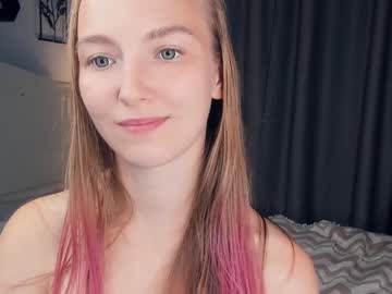 Cam for fluttery_talk