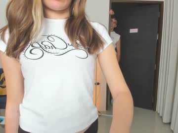 webcam couple ellcrys live cam image #4425731