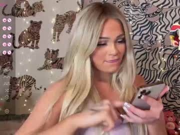 webcam girl ari_02 live cam image #5582906