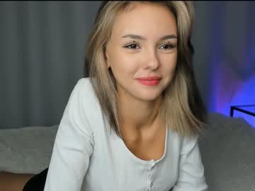 webcam girl mila_vita live cam image #5413066
