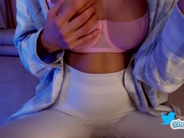 webcam girl hollyextra live cam image #3404234