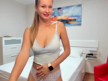 webcam girl stella_and_stephan live cam image #114375